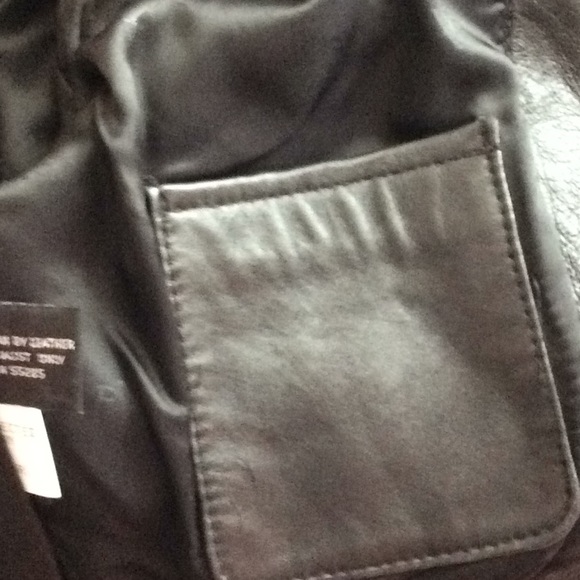Black leather cropped coat, Vintage - Picture 8 of 8